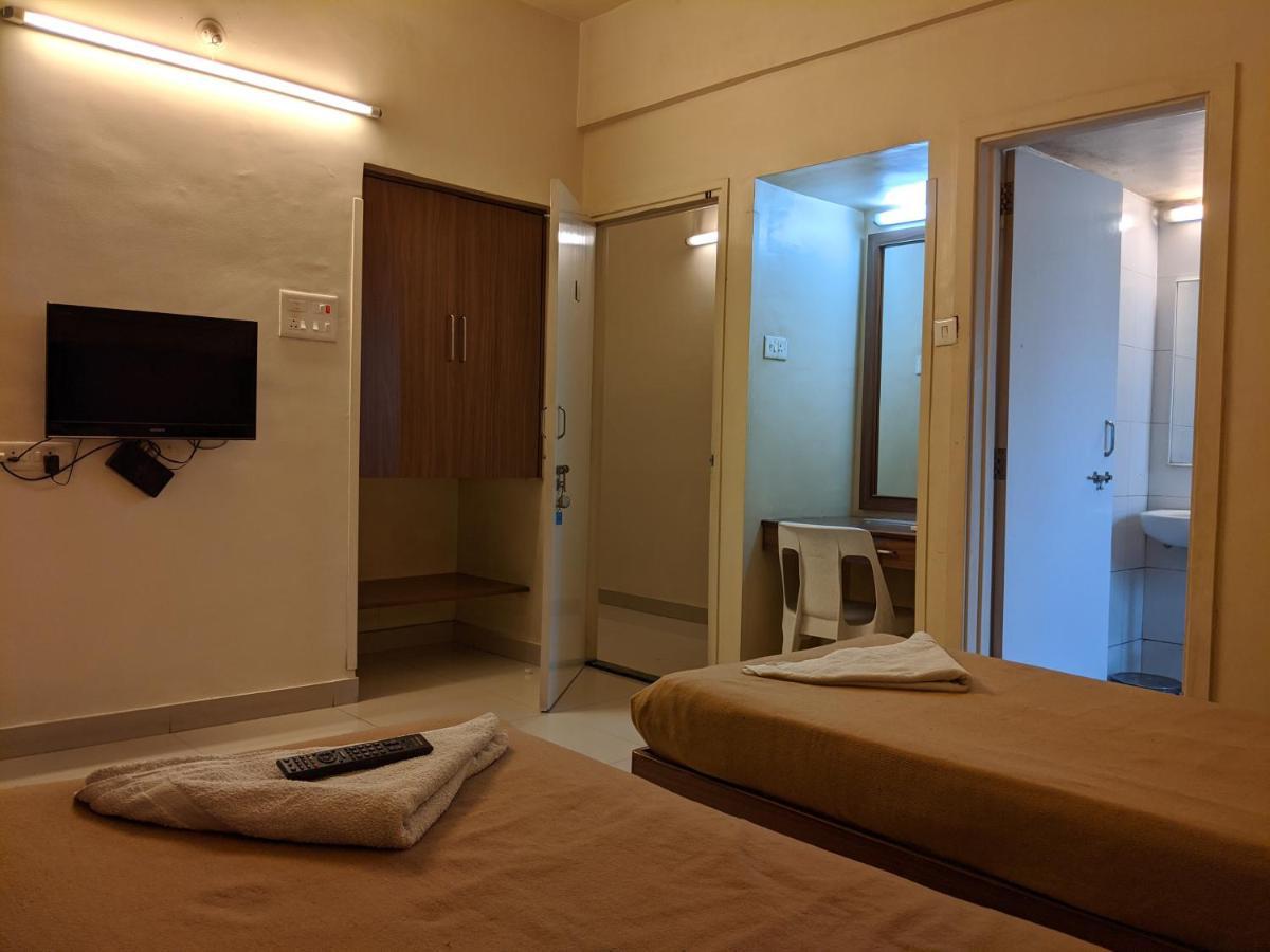 Suryavilla Hotel Pune Exterior photo